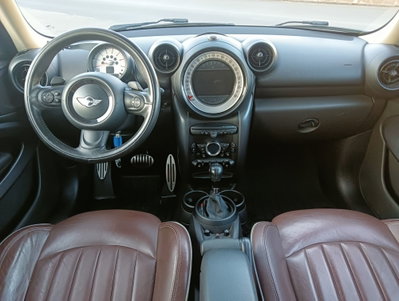 MINI Mini Paceman 2.0 Cooper SD Paceman (11)