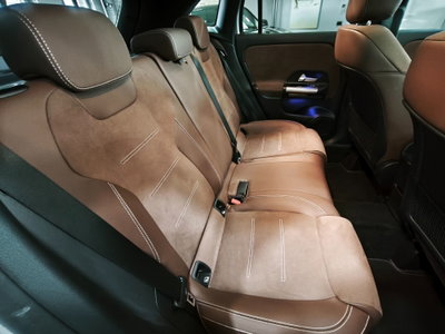 Mercedes-Benz GLA SUV 200 d AMG Line Premium Plus 4matic auto (16)