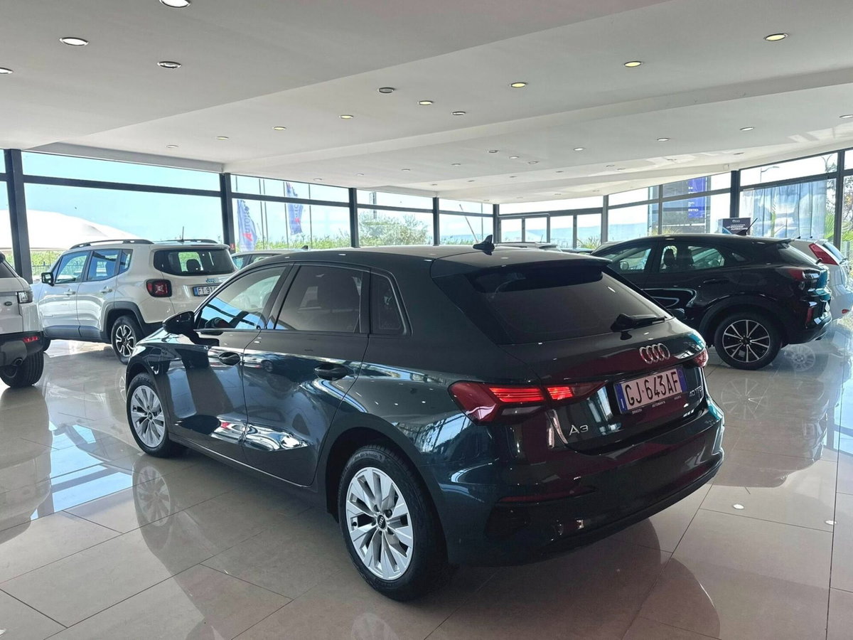 Audi A3 Sportback 40 TFSI e S tronic Business Advanced (2)