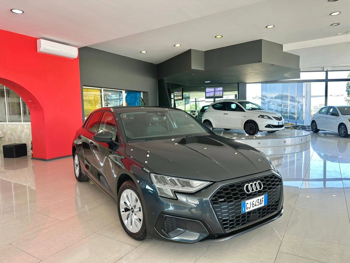 Audi A3 Sportback 40 TFSI e S tronic Business Advanced (4)