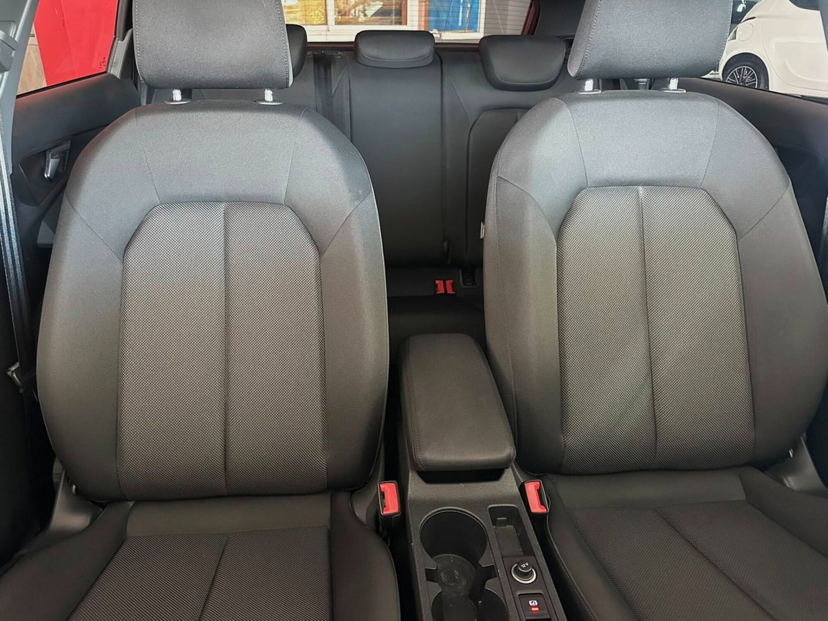 Audi A3 Sportback 40 TFSI e S tronic Business Advanced (6)