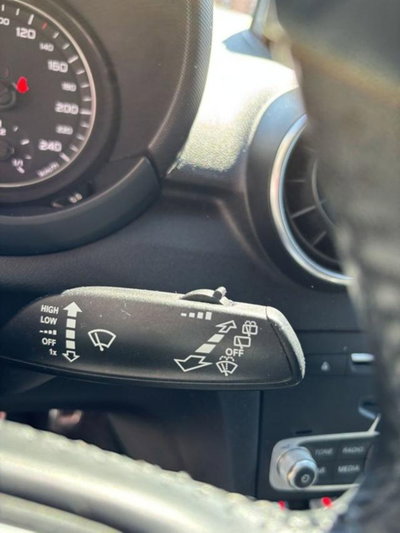 Audi A1 1.0 TFSI ultra S tronic (18)