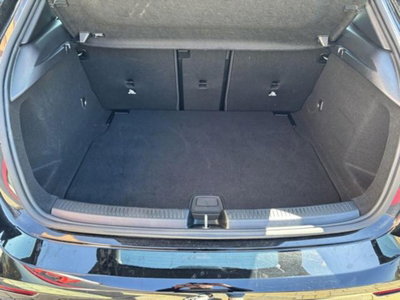 Mercedes-Benz Classe A Sedan 180 AMG Line Premium Plus auto (14)