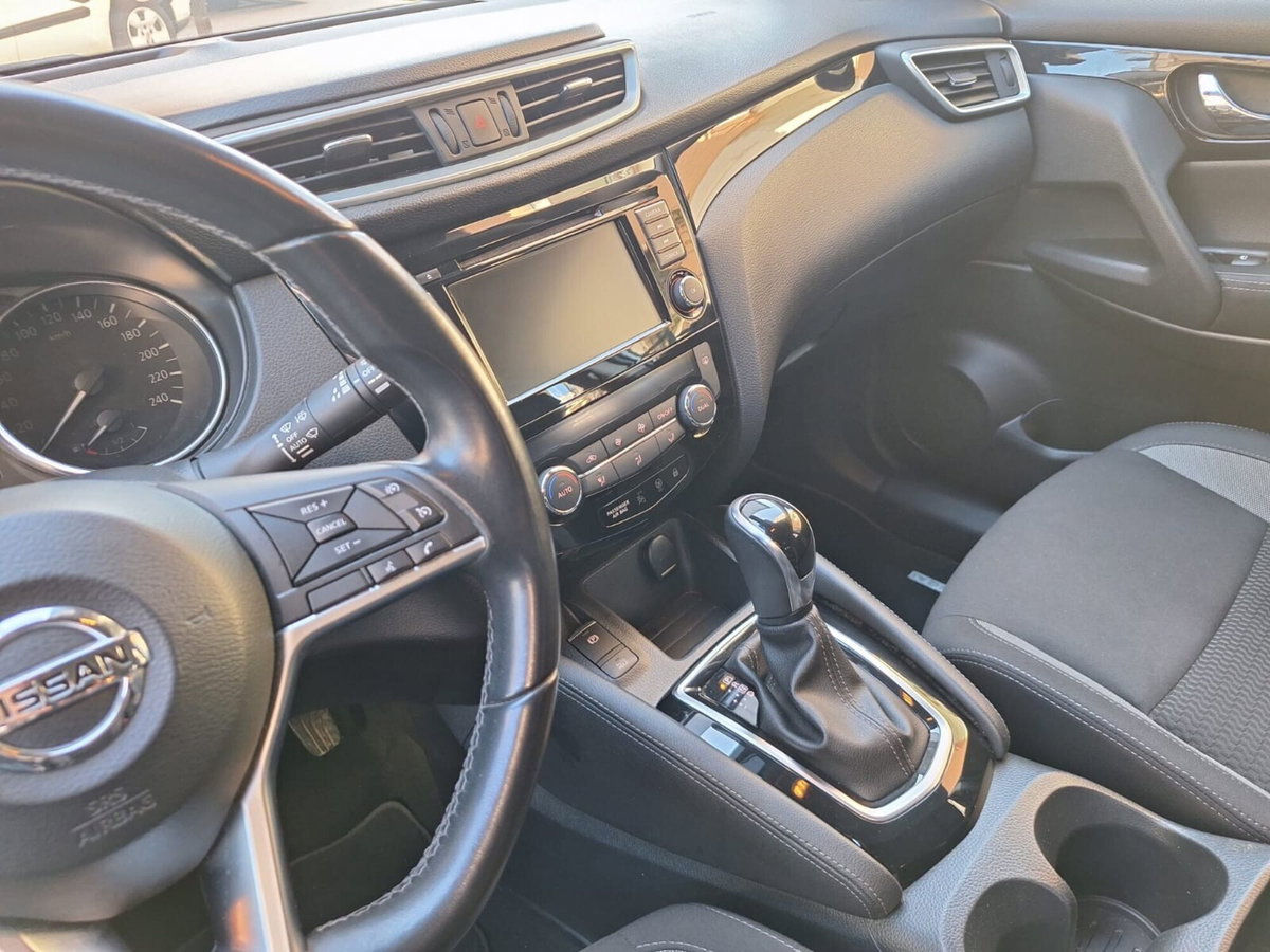 Nissan Qashqai 1.5 dCi 115 CV DCT N-Connecta (12)