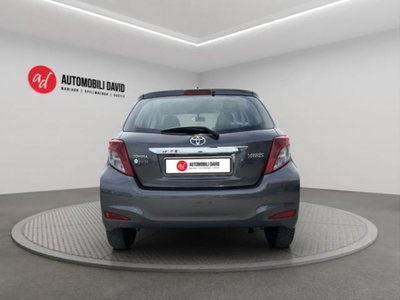 Toyota Yaris 1.D-4D 5 porte (6)