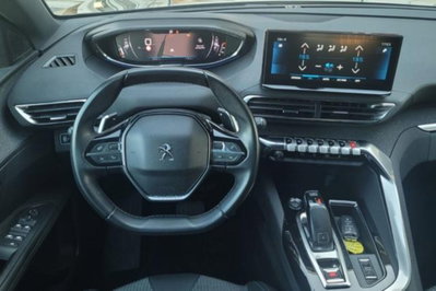 Peugeot 3008 BlueHDi 130 S&S EAT8 Allure Pack (10)
