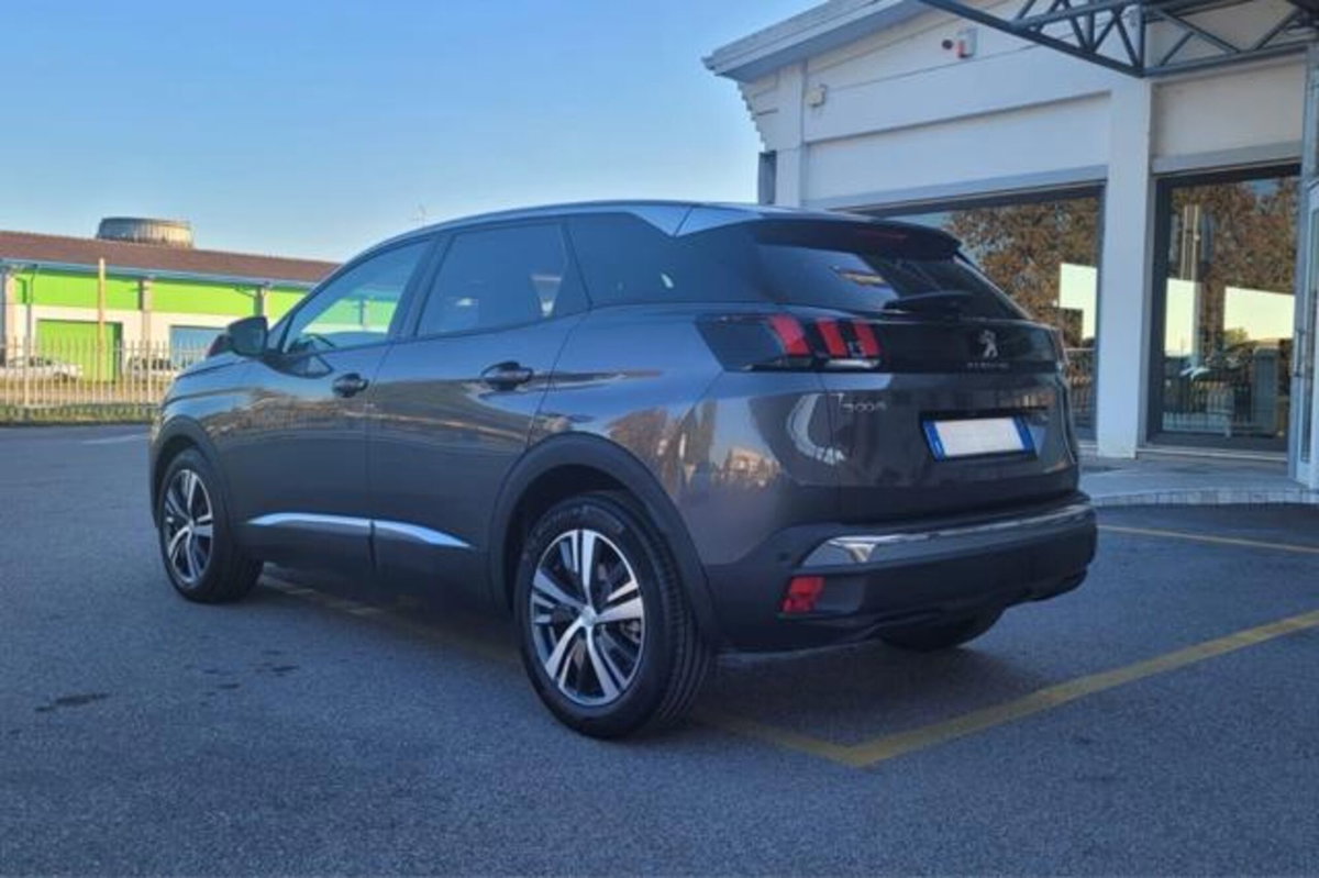 Peugeot 3008 BlueHDi 130 S&S EAT8 Allure Pack (4)