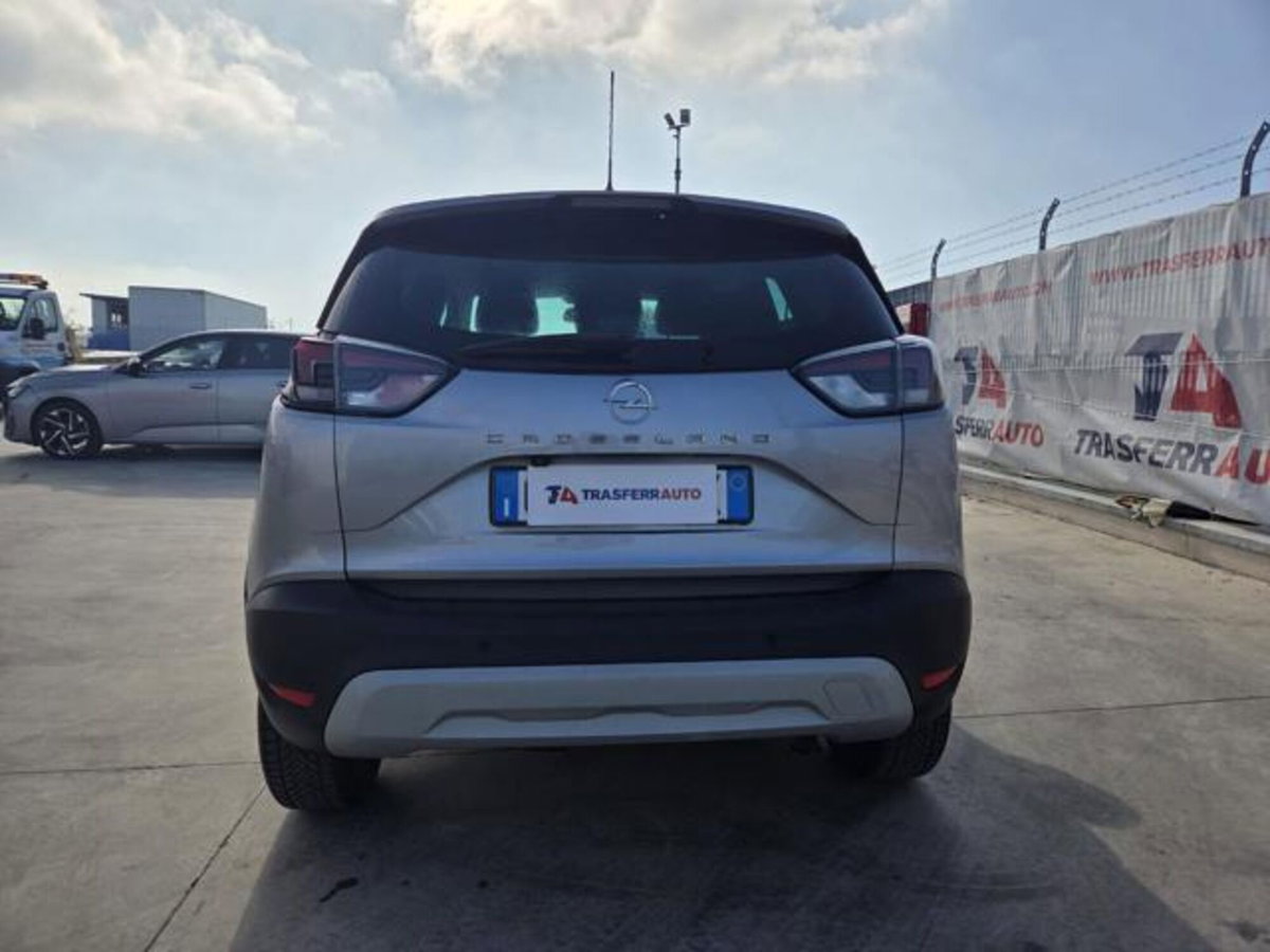 Opel Crossland 1.5 ECOTEC D 110 CV Start&Stop Elegance (4)