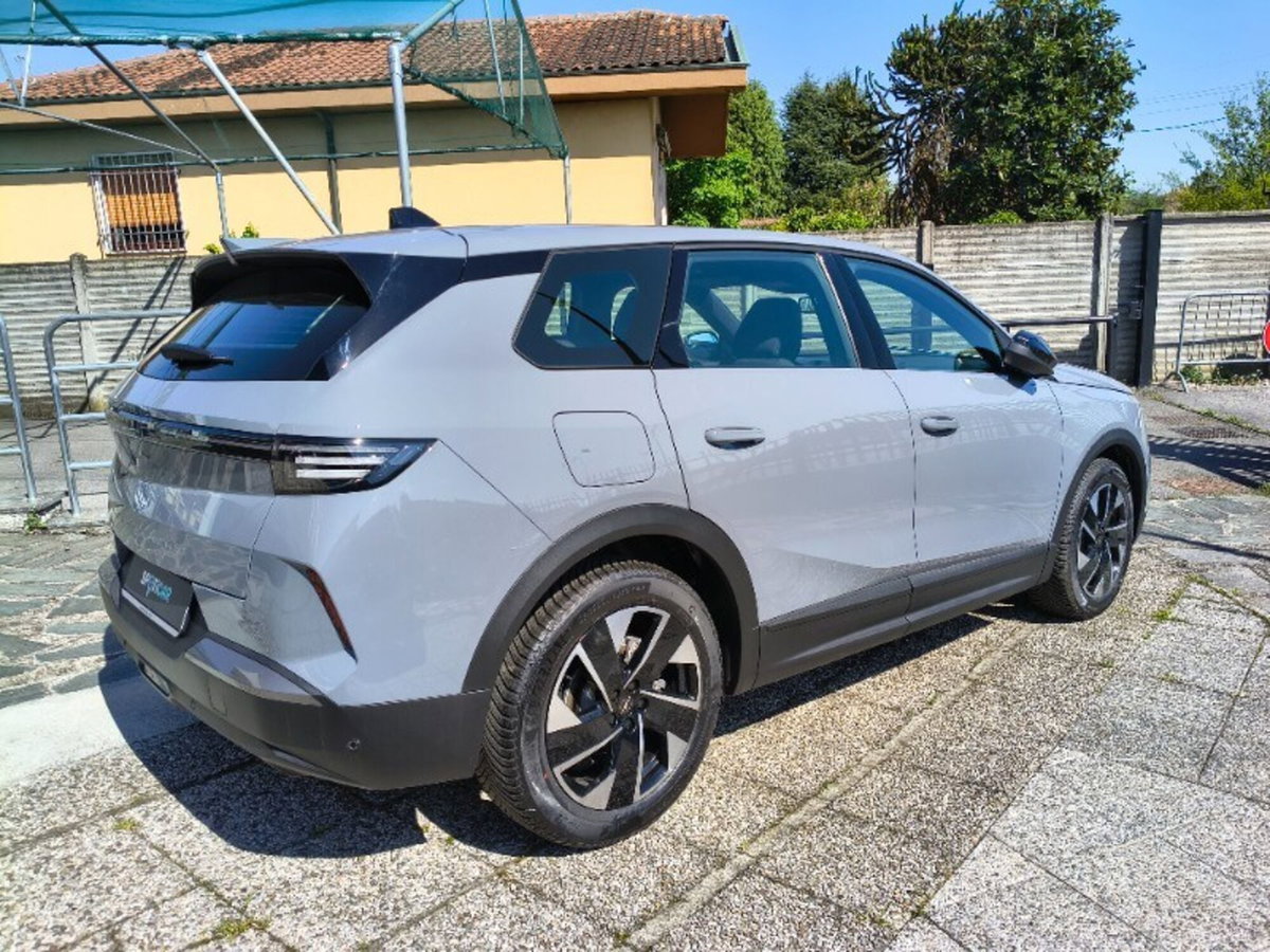 Opel Grandland 1.2 hybrid Edition s&s 136cv dct6 (4)