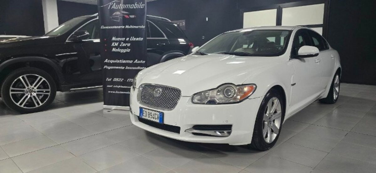 Jaguar XF 3.0 D V6 Luxury (3)