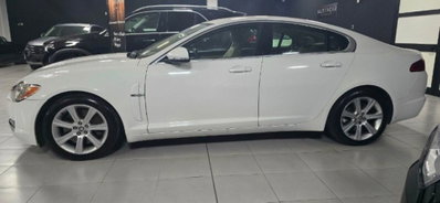 Jaguar XF 3.0 D V6 Luxury (4)