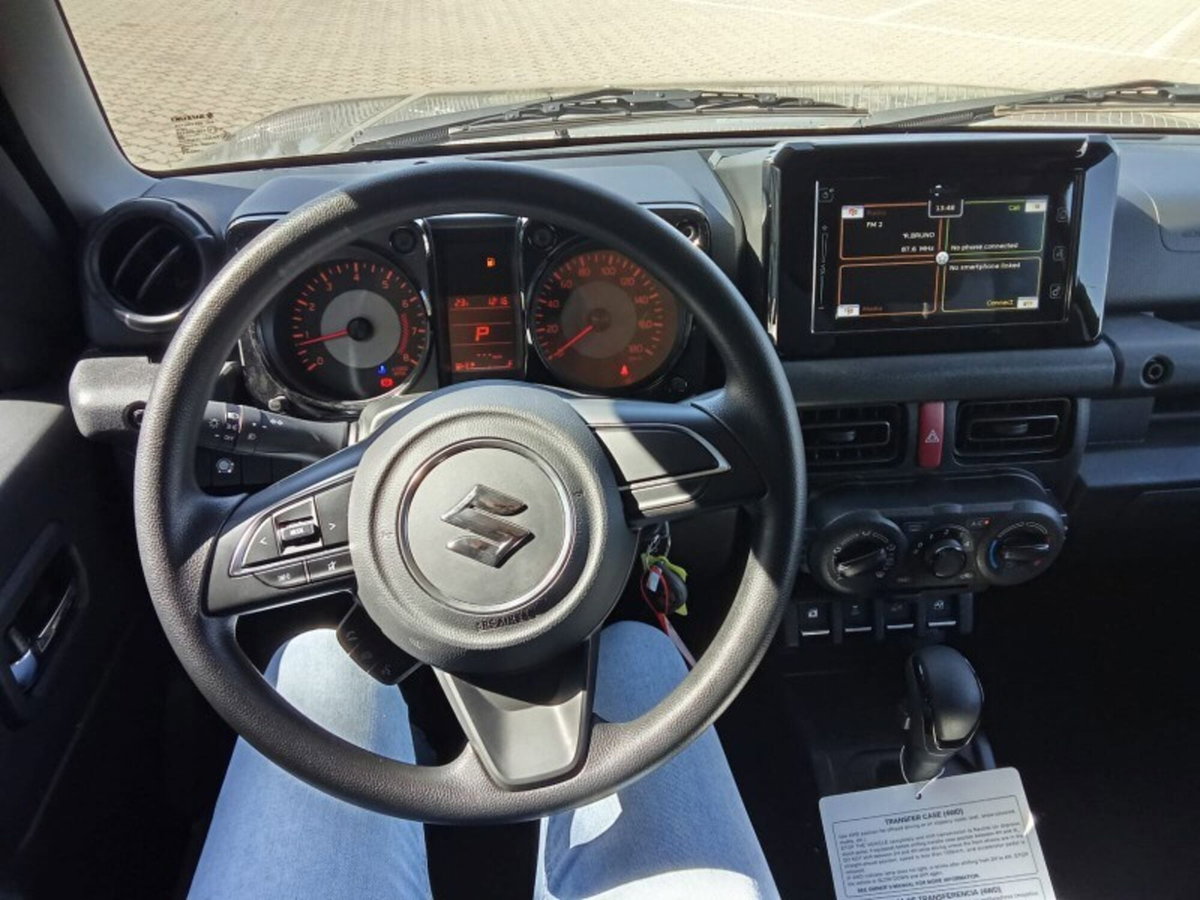 Suzuki Jimny 1.5 4AT Top (15)