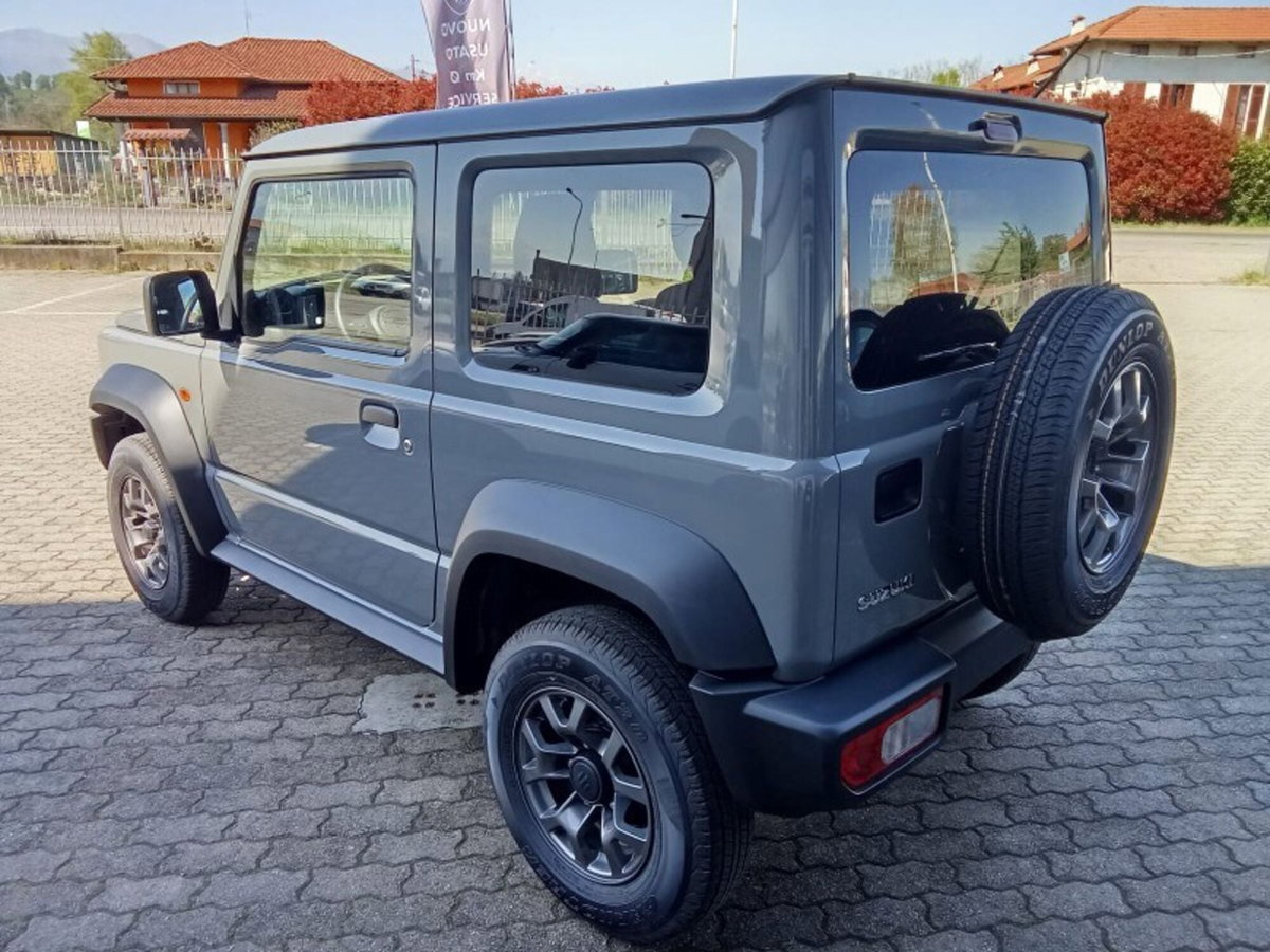 Suzuki Jimny 1.5 4AT Top (5)
