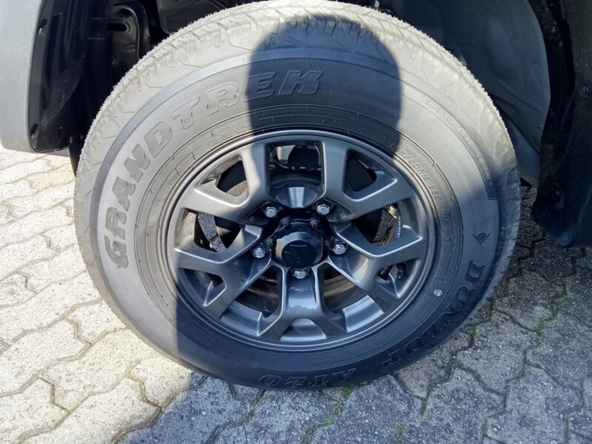 Suzuki Jimny 1.5 4AT Top (9)