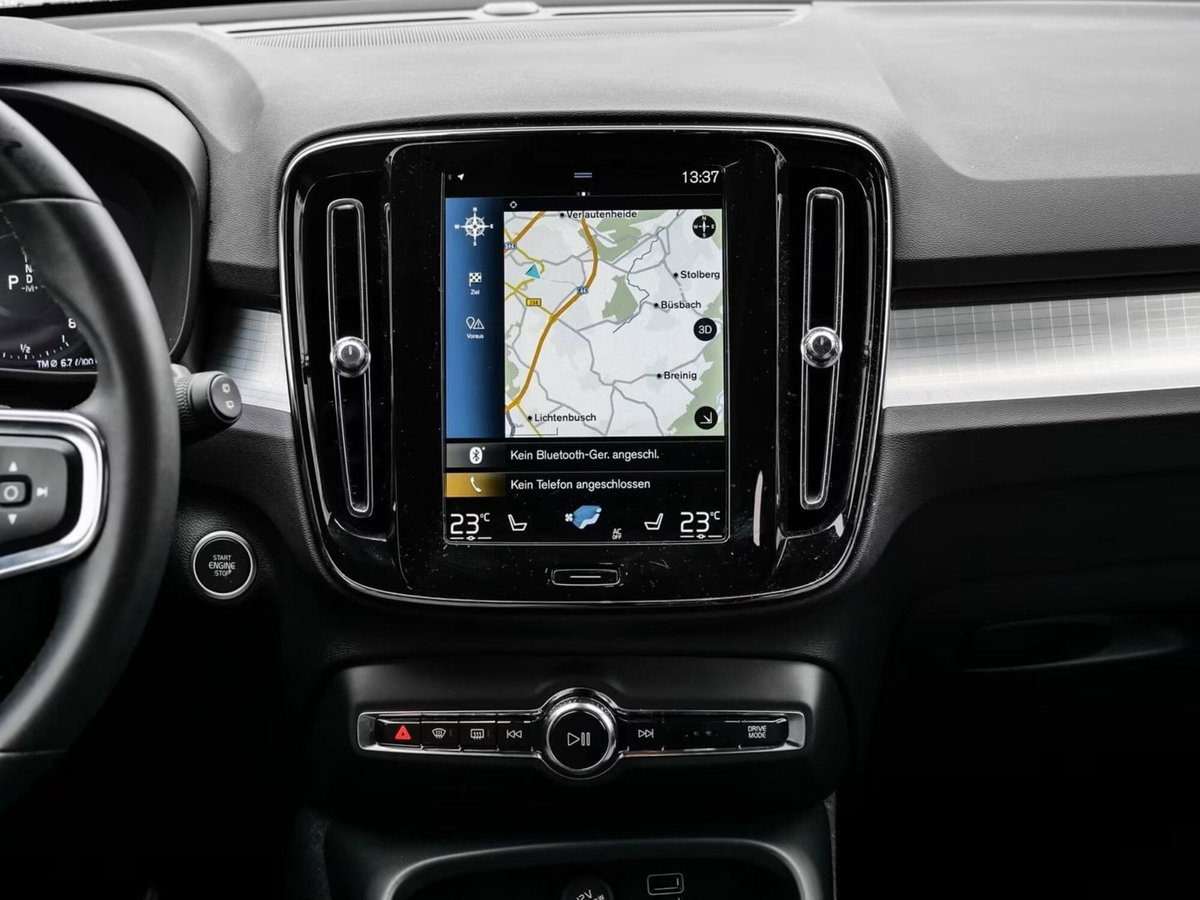 Volvo XC40 T2 automatico Core (10)
