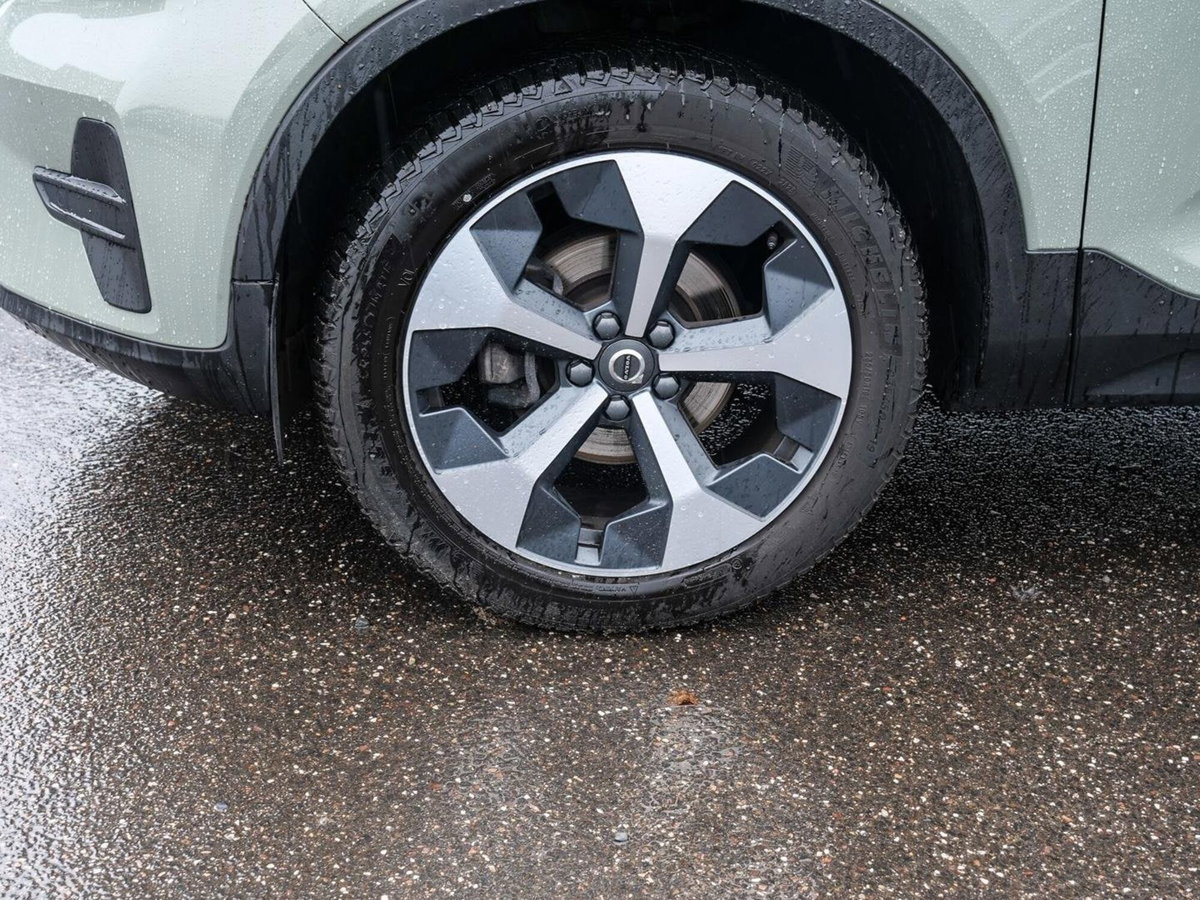 Volvo XC40 T2 automatico Core (4)