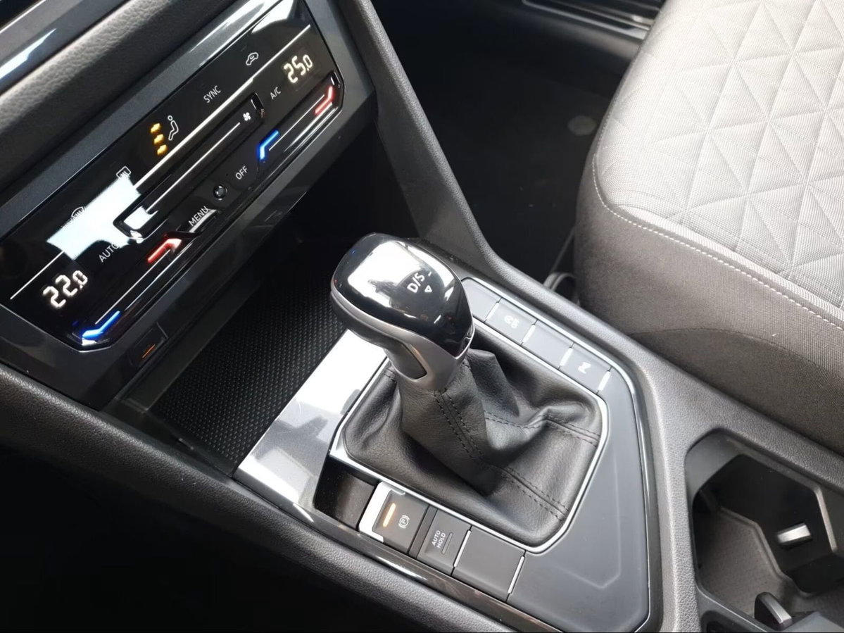 Volkswagen Tiguan 2.0 tdi Life 150cv dsg (10)