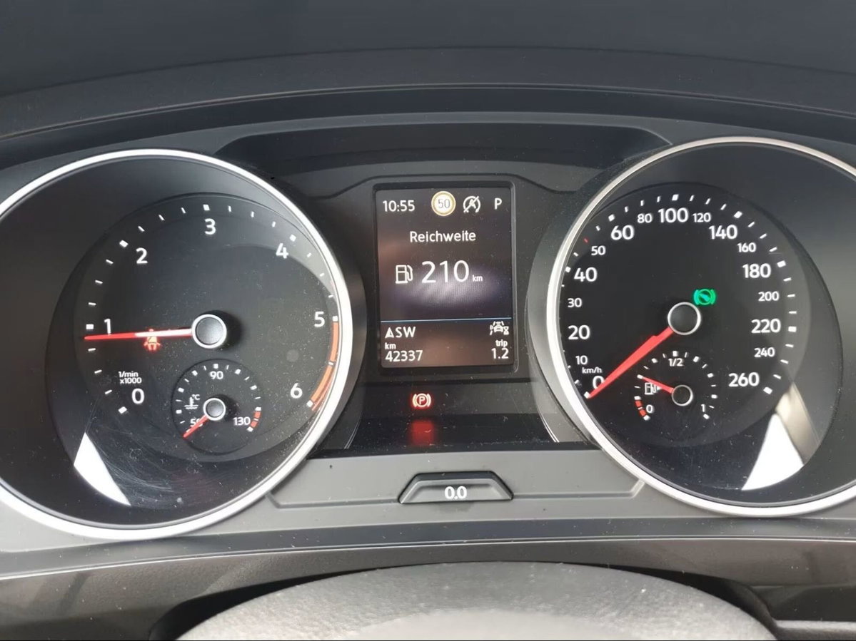 Volkswagen Tiguan 2.0 tdi Life 150cv dsg (9)