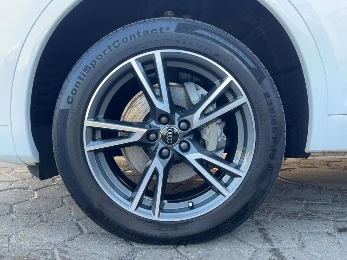 Audi Q5 40 2.0 tfsi mhev 12V S line quattro s-tronic (5)