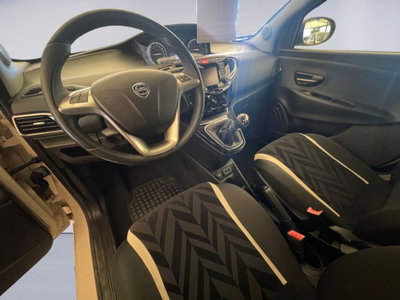 Lancia Ypsilon 1.2 69 CV 5 porte GPL Ecochic Gold (7)