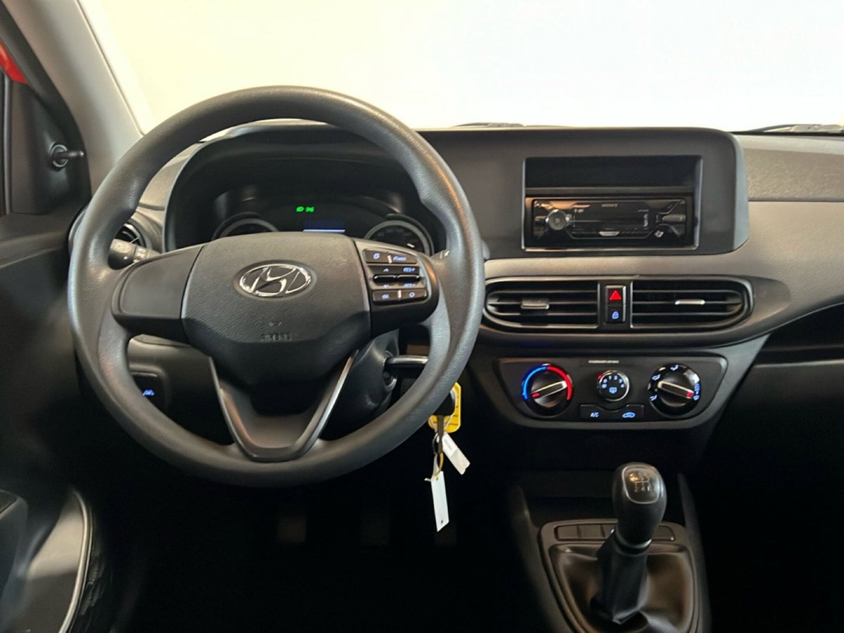 Hyundai i10 1.0 MPI Advanced (8)