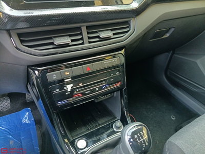 Volkswagen T-Cross 1.0 tsi Edition 95cv (13)