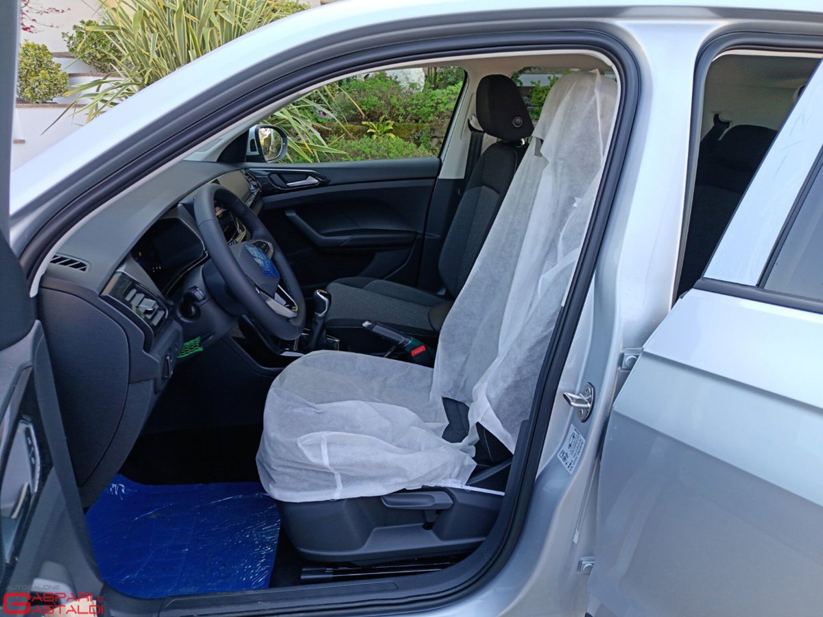 Volkswagen T-Cross 1.0 tsi Edition 95cv (7)
