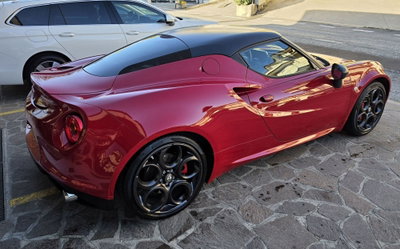 Alfa Romeo 4C Coupé 4C 1750 TBi (5)