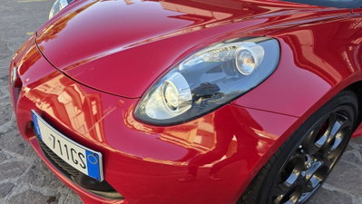 Alfa Romeo 4C Coupé 4C 1750 TBi (9)