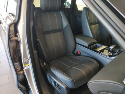 Land Rover Range Rover Velar 2.0 Si4 300 CV R-Dynamic SE (5)