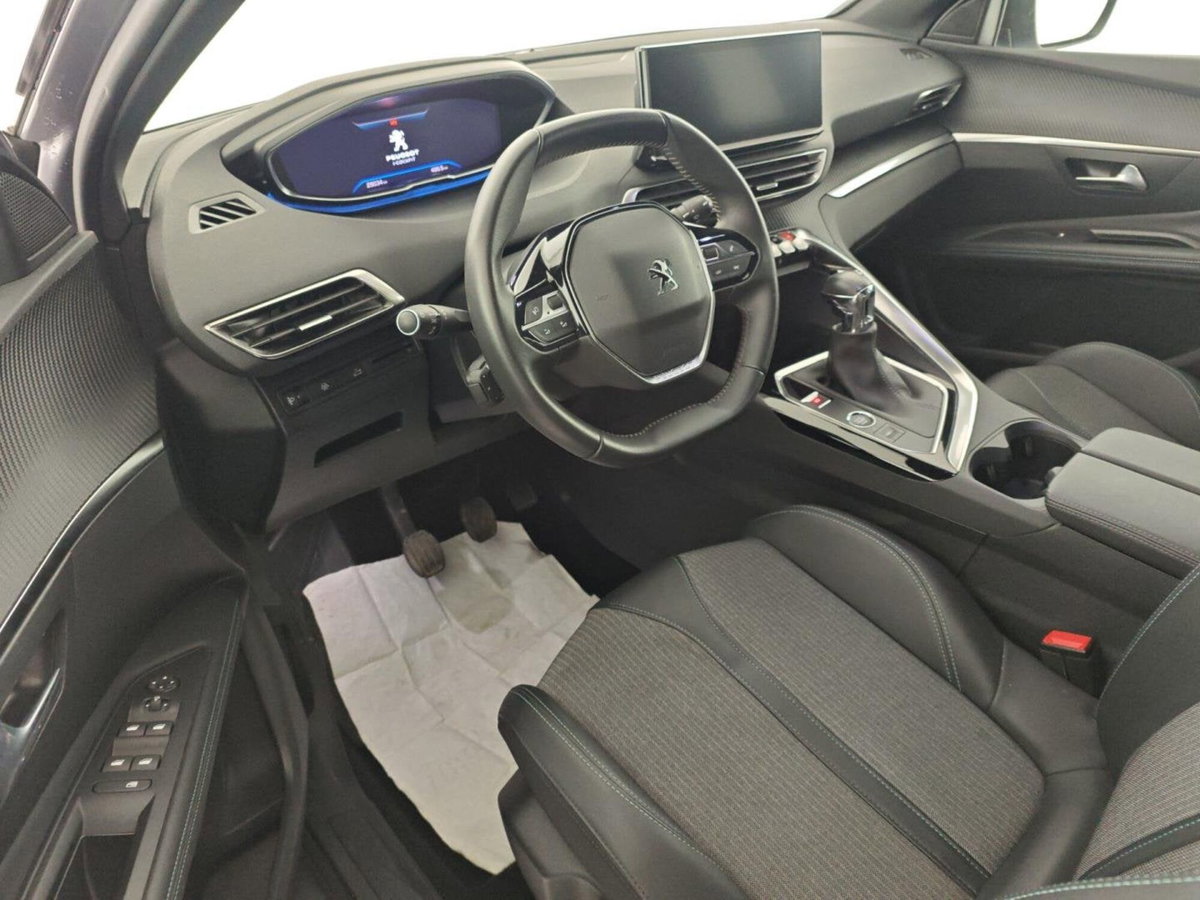 Peugeot 3008 PureTech Turbo 130 S&S Allure Pack (10)