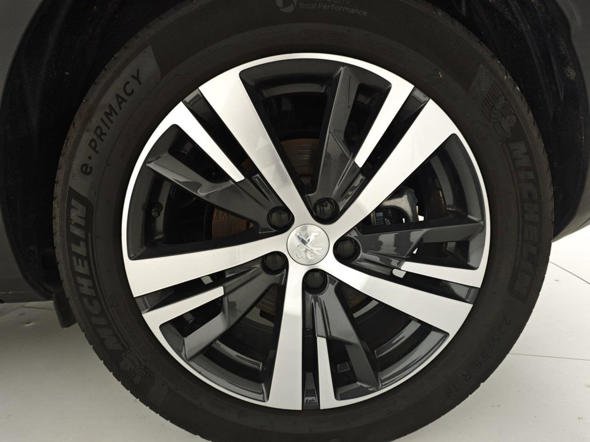 Peugeot 3008 PureTech Turbo 130 S&S Allure Pack (9)