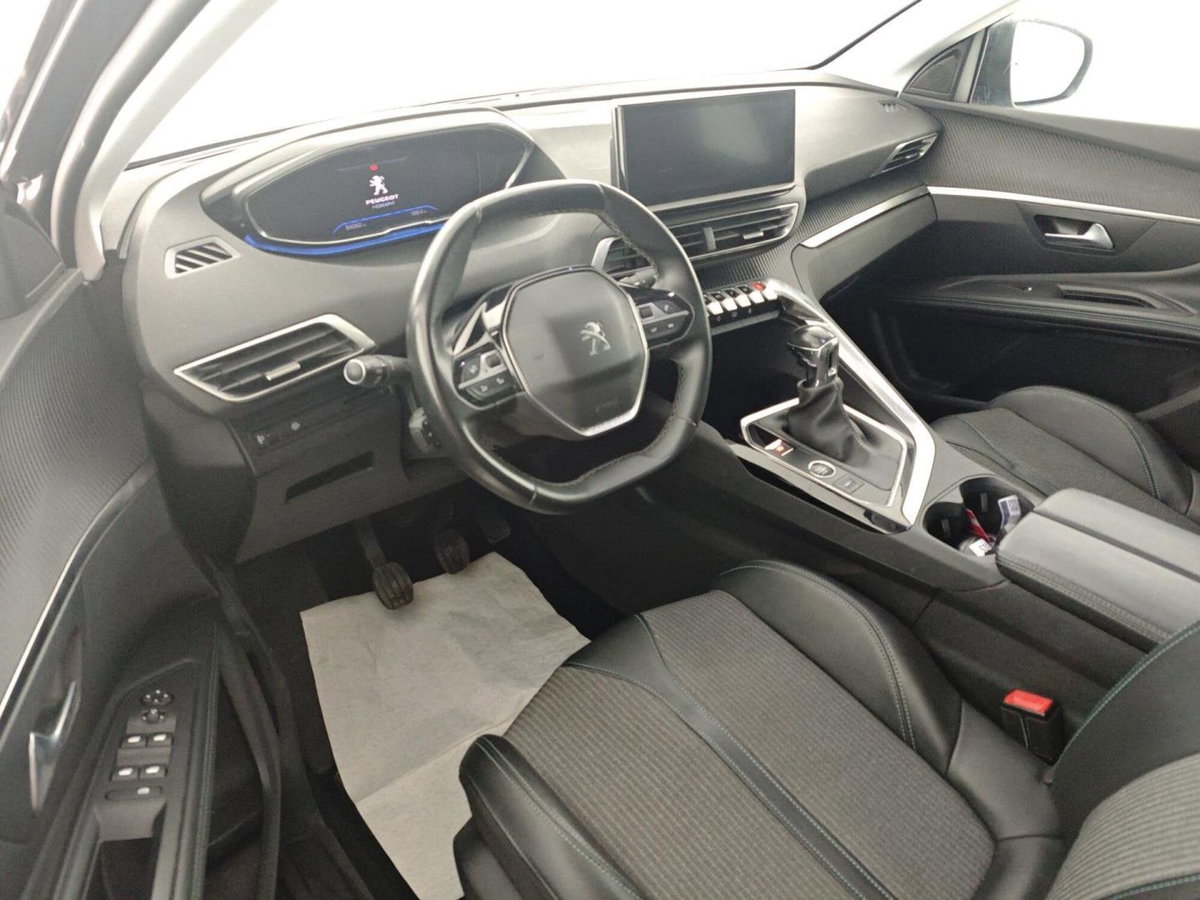 Peugeot 3008 PureTech Turbo 130 S&S Allure Pack (7)