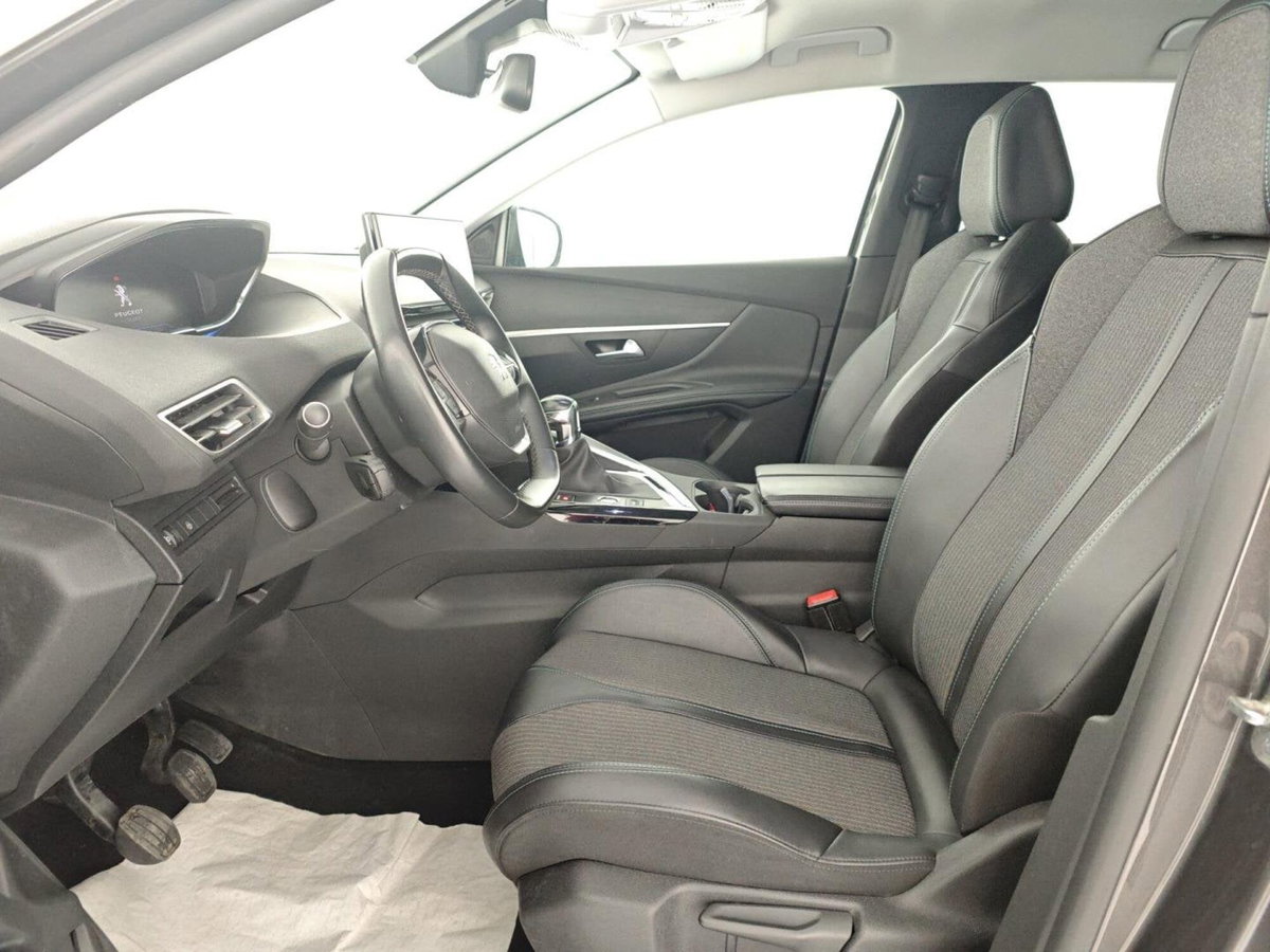 Peugeot 3008 PureTech Turbo 130 S&S Allure Pack (8)