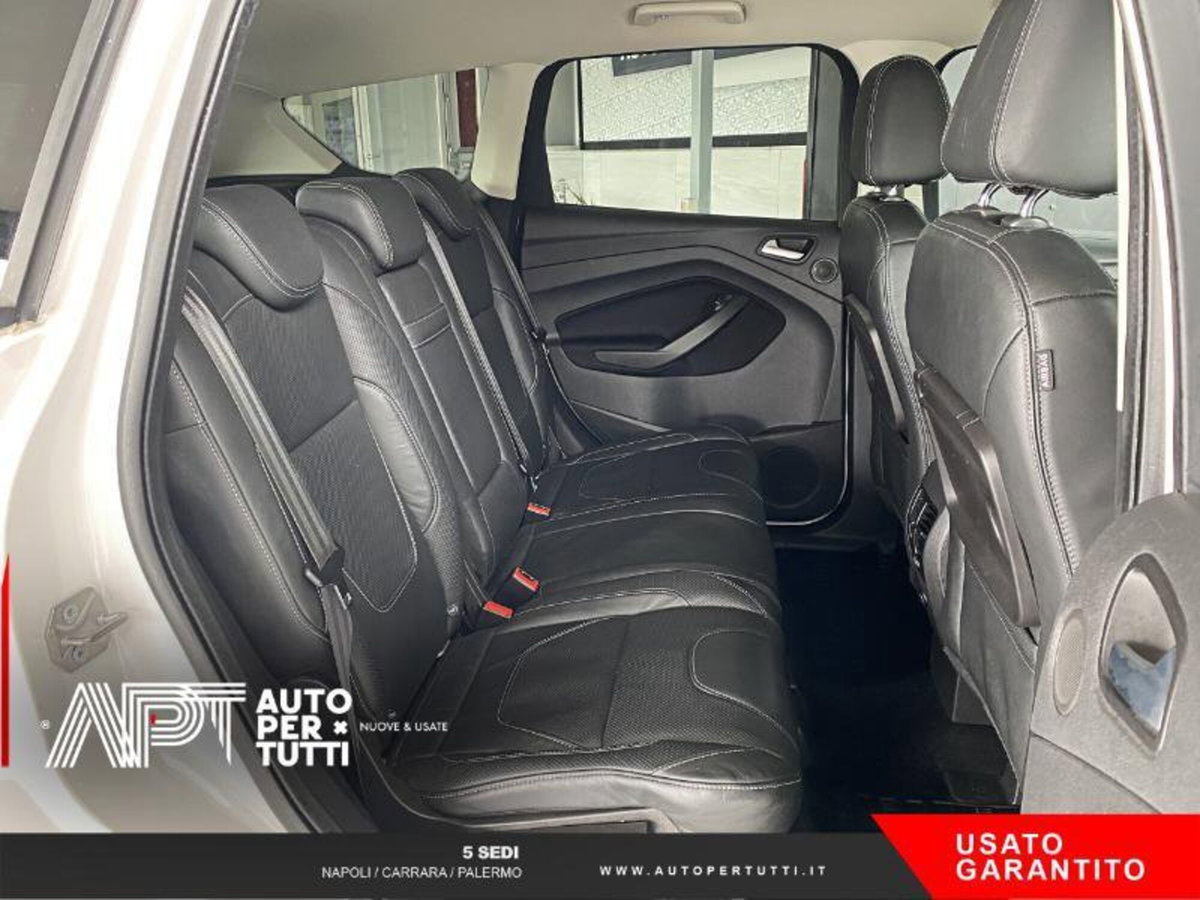 Ford Kuga 2.0 TDCI 163 CV 4WD Powershift Titanium X (19)