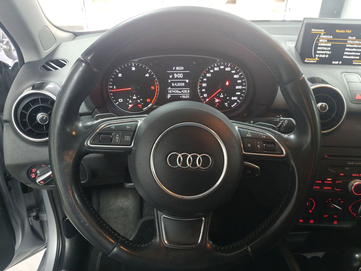 Audi A1 1.6 TDI S tronic Ambition (10)