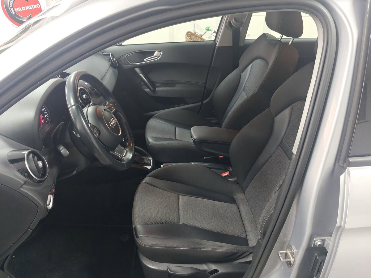 Audi A1 1.6 TDI S tronic Ambition (12)