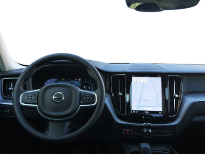Volvo XC60 B4 (d) AWD Geartronic Momentum Pro (13)