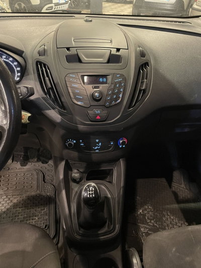 Ford Transit Courier 1.5 TDCi 75CV  Entry (10)