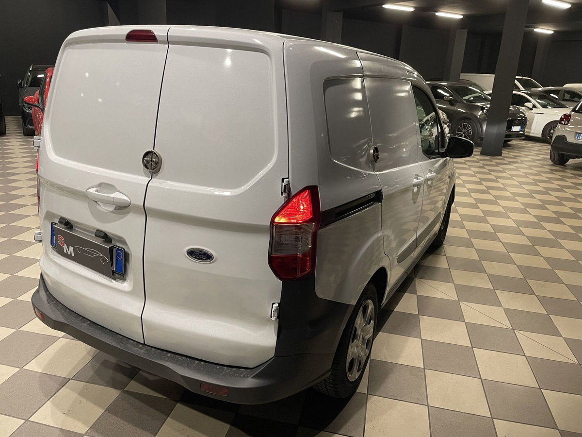 Ford Transit Courier 1.5 TDCi 75CV  Entry (4)