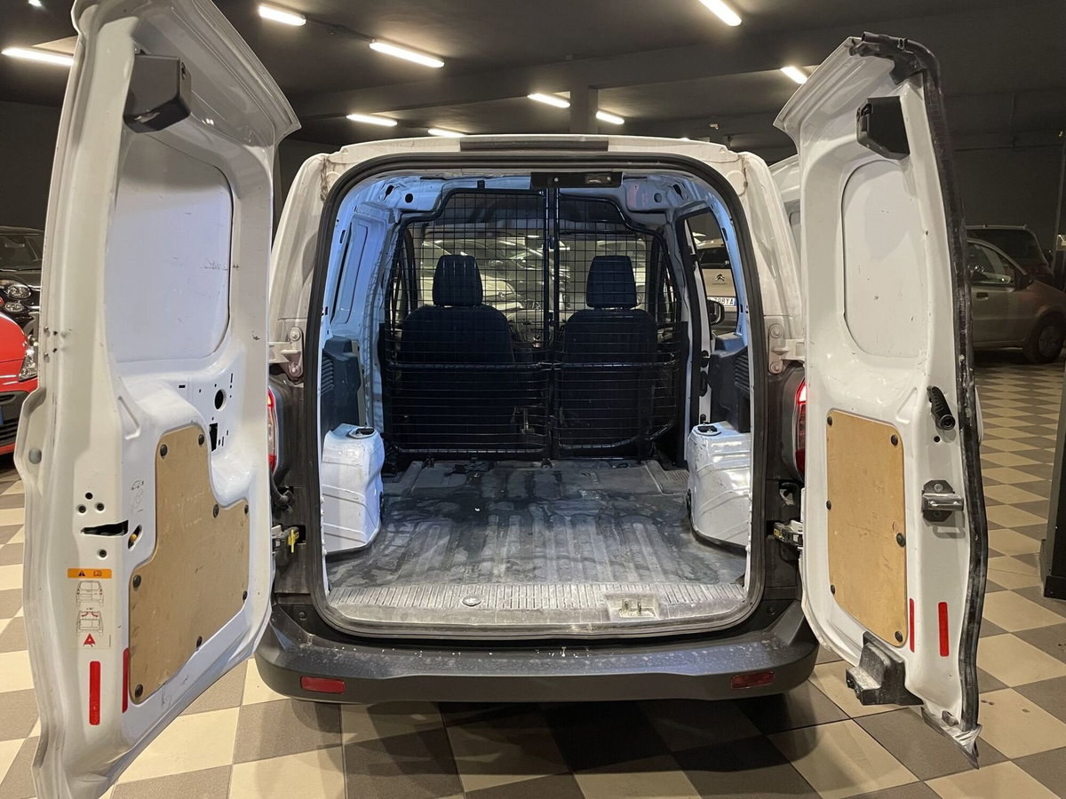 Ford Transit Courier 1.5 TDCi 75CV  Entry (8)