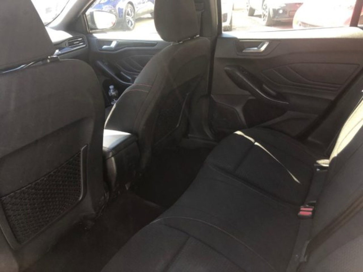 Ford Focus Station Wagon 1.0 EcoBoost Hybrid 125 CV Powershift SW ST-Line Style (11)