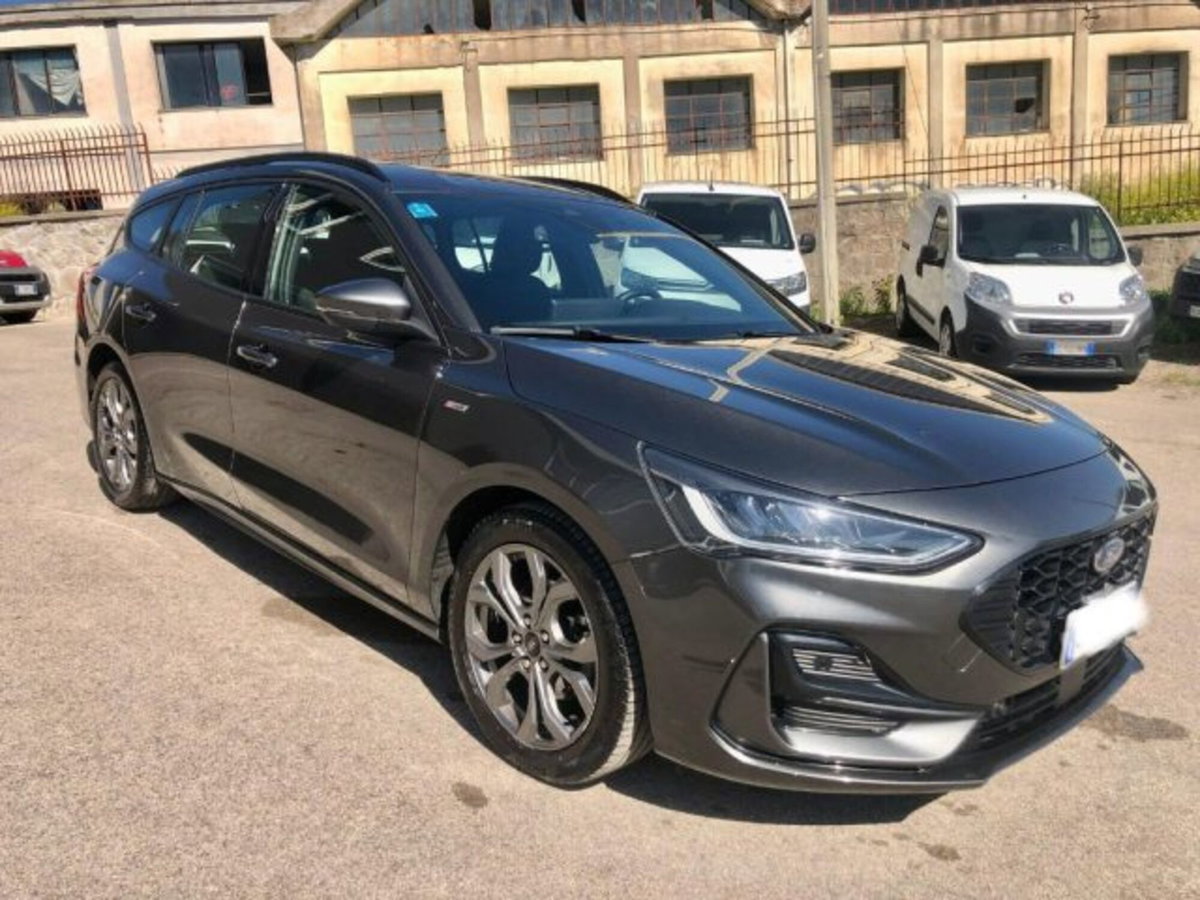 Ford Focus Station Wagon 1.0 EcoBoost Hybrid 125 CV Powershift SW ST-Line Style (2)