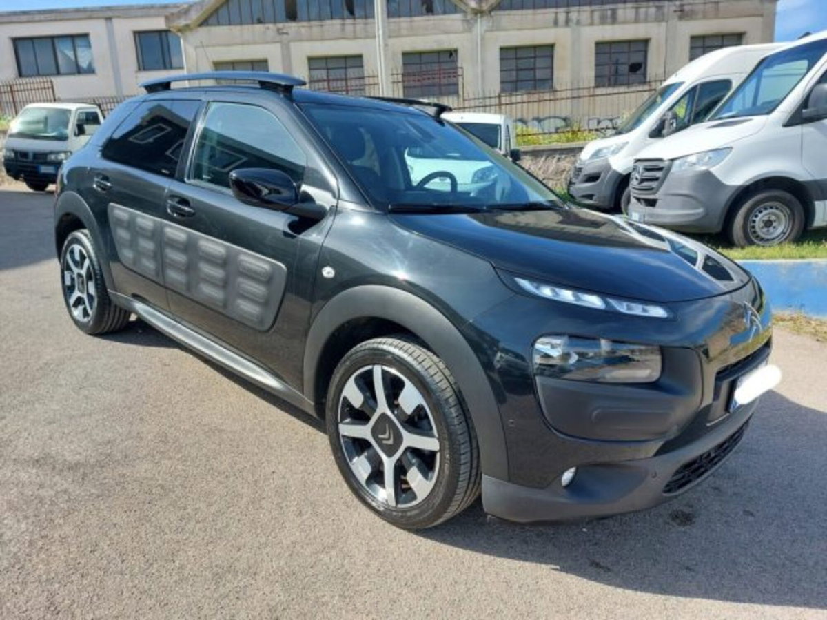 Citroen C4 Cactus BlueHDi 100 S&S ETG6 Shine (2)