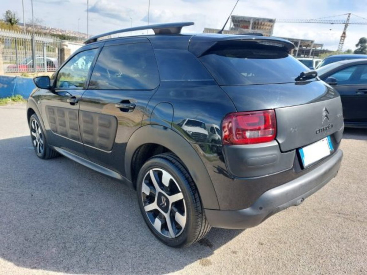 Citroen C4 Cactus BlueHDi 100 S&S ETG6 Shine (7)
