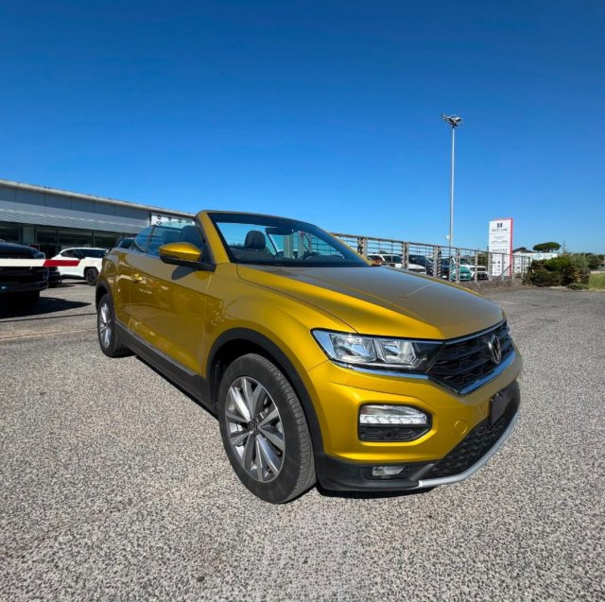 Volkswagen T-Roc Cabrio 1.0 TSI Style (8)