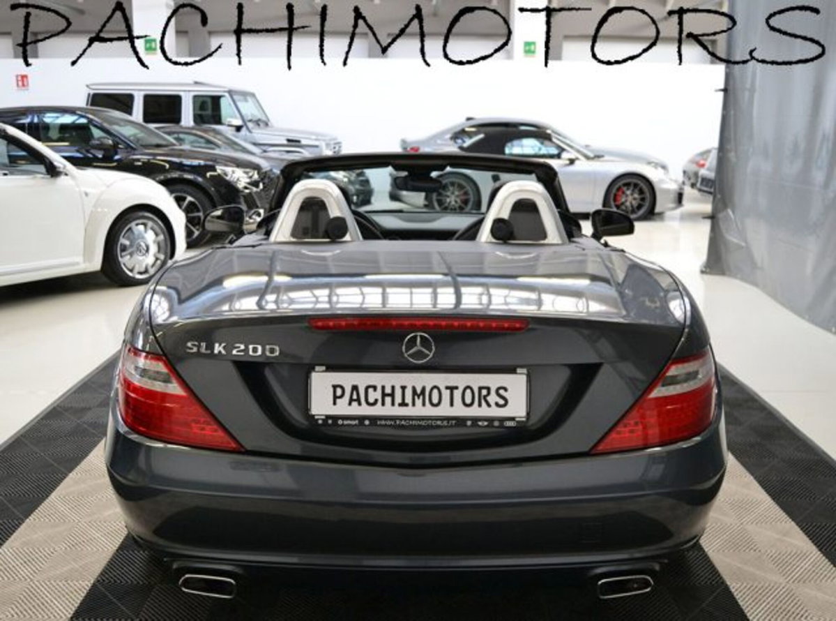 Mercedes-Benz SLK 200 CGI Sport (13)