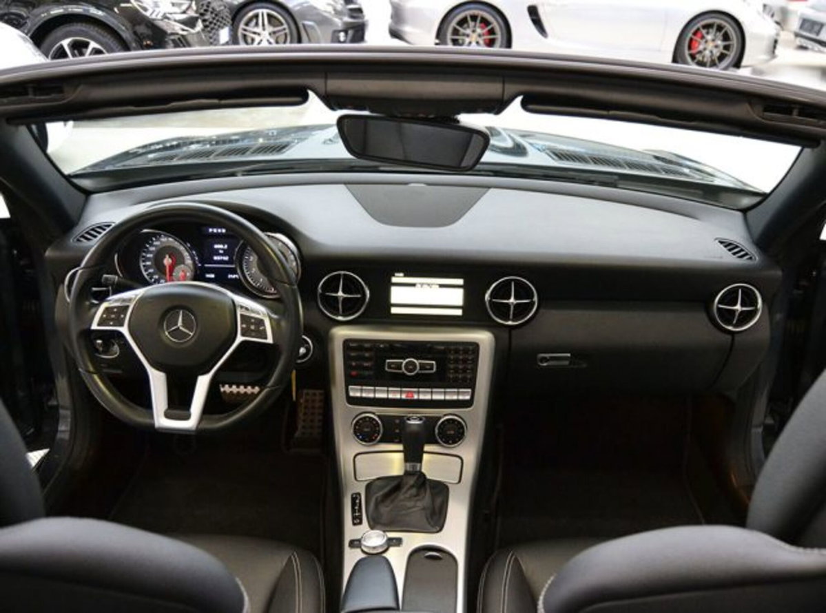 Mercedes-Benz SLK 200 CGI Sport (4)