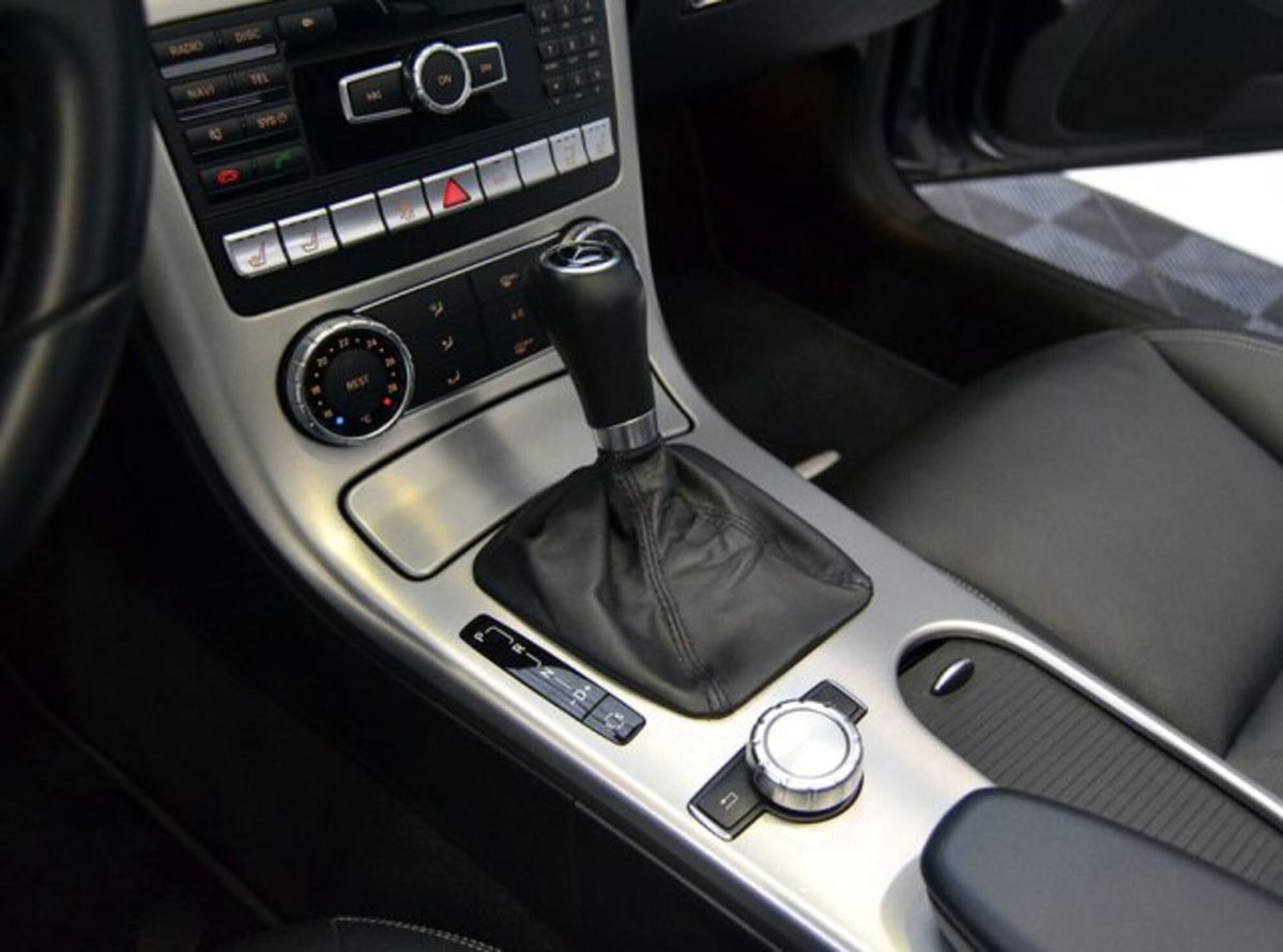 Mercedes-Benz SLK 200 CGI Sport (6)