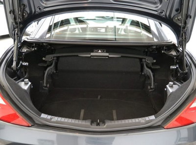 Mercedes-Benz SLK 200 CGI Sport (9)